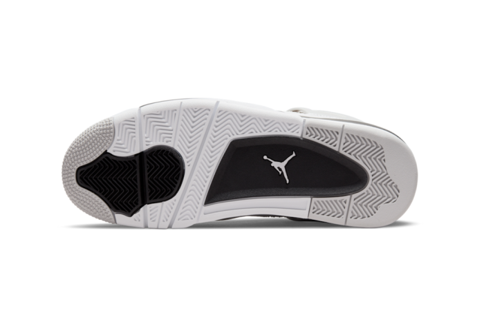 Air Jordan 4 Retro Military Black - Image 8