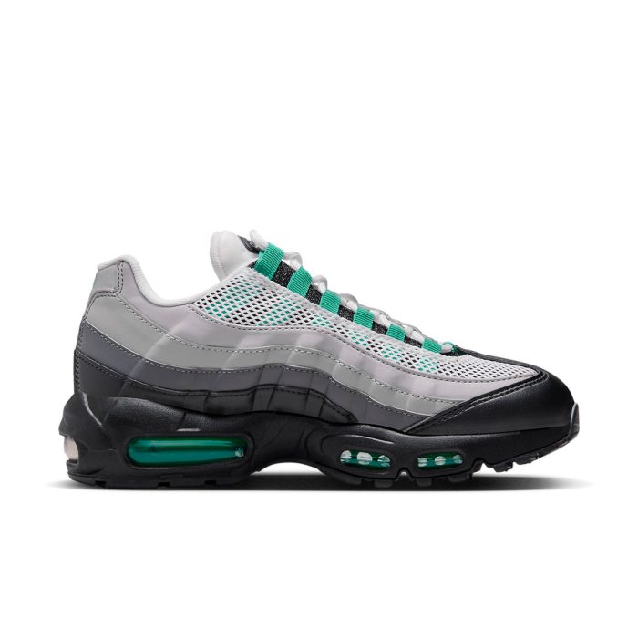 Nike Air Max 95 ‘Black Stadium Green’ Sneakers - Image 4